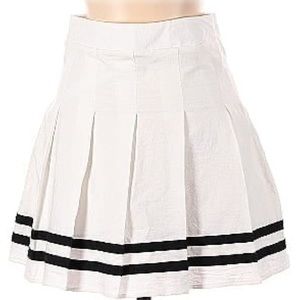 Academia Monochrome Sailor Skirt (L)